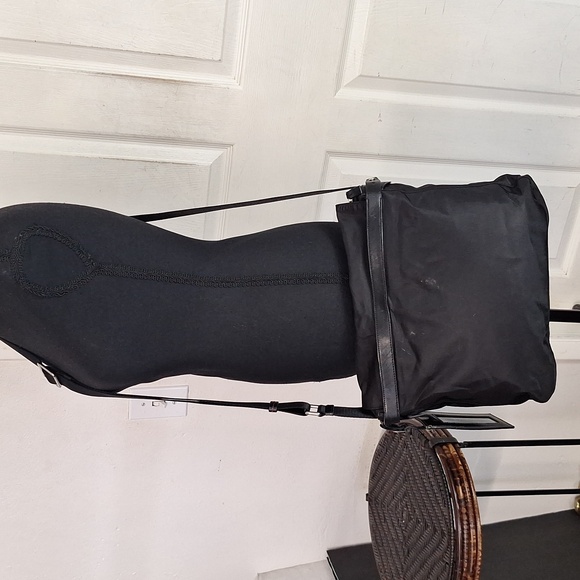 Tumi Sumatra Voyager Black Crossbody Sling Shoulder Travel Bag - Picture 6 of 16